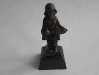 Figurka Mały Powstaniec AK, Powstanie Warszawskie 1944 (11 cm mosiądz)