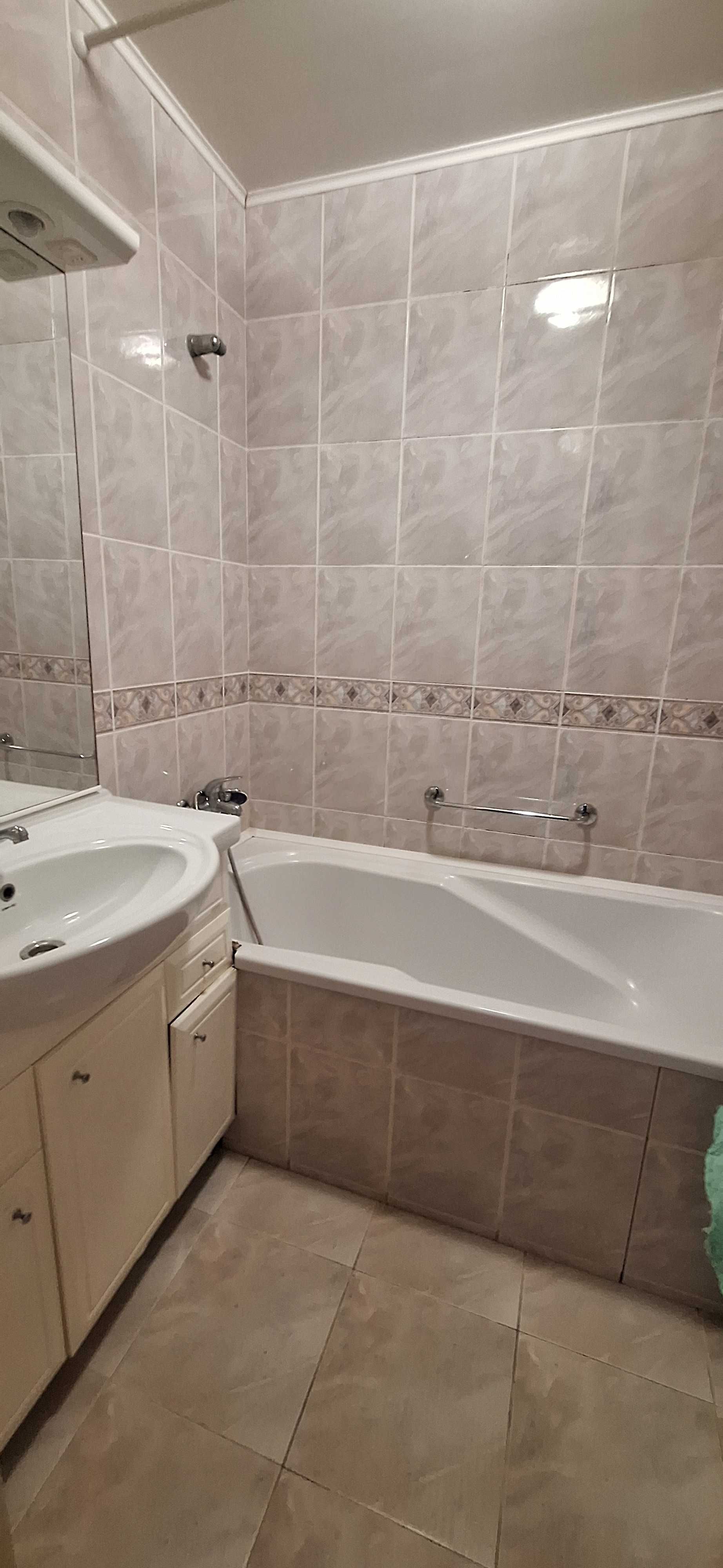 Сдается 3 ком. кв. в Корабельном р-н по.Богоявленский 327/2