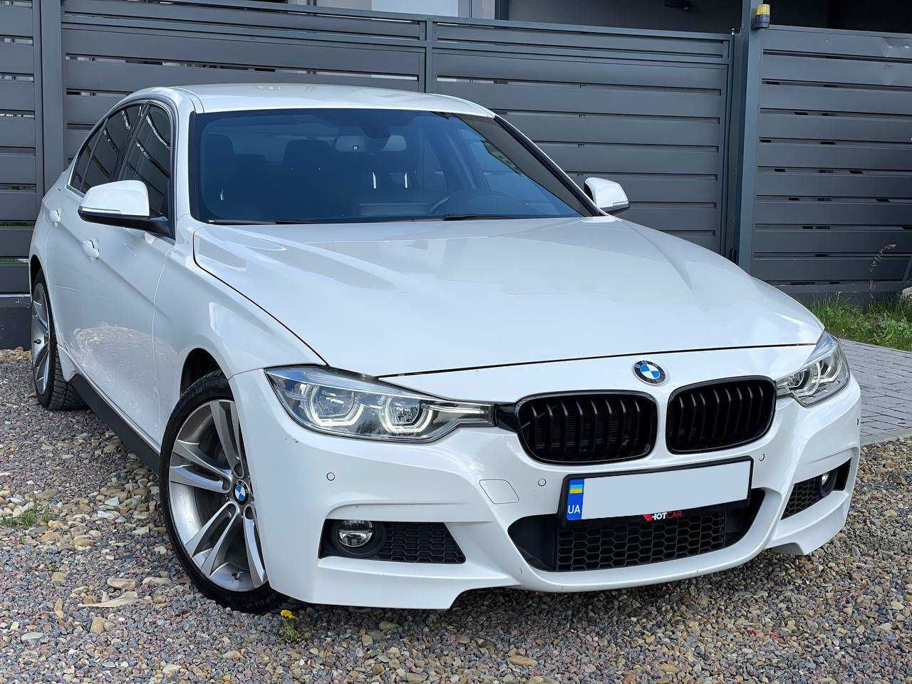 BMW 330i Series 2017