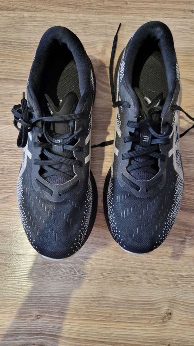DYNABLAST ASICS 3 meskie, rozmiar 42.5, czarne, uzywane