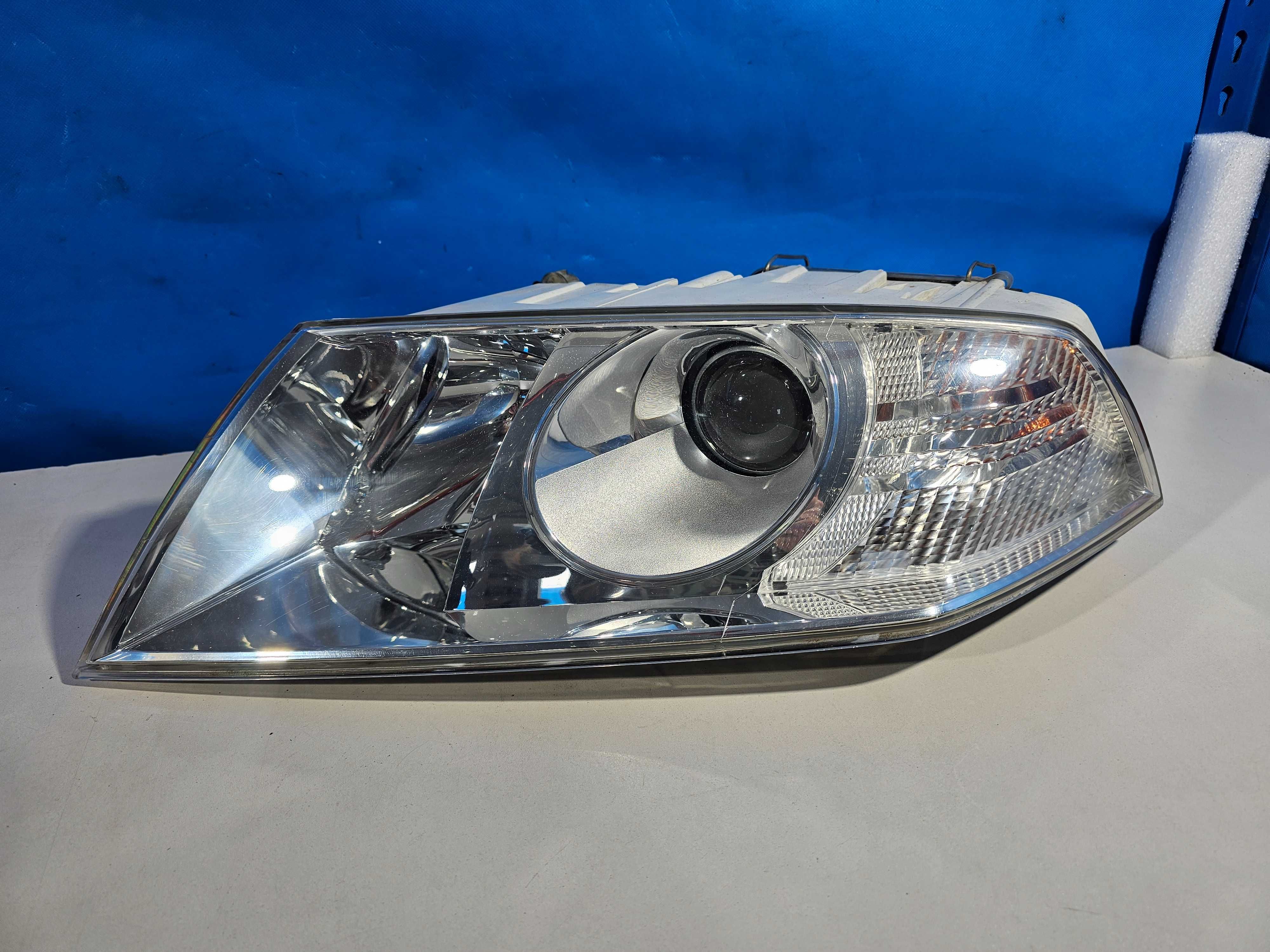 Skoda Octavia II 2 Lampy Przód Przednie Lewa+Prawa Soczewki EU IGŁA