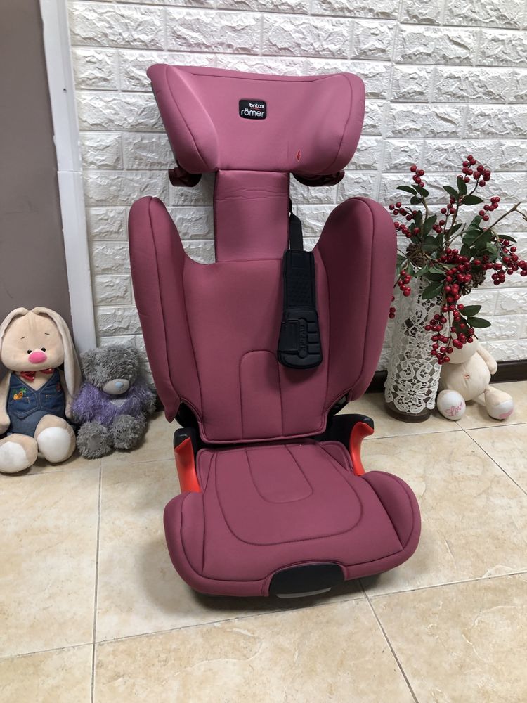 Автокрісло BRITAX ROMER KIDFIX XP Група 2/3 (15-36кг) бустер
