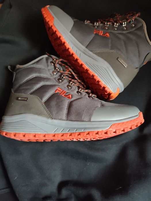 Спортивні теплі волого захисні ботінки