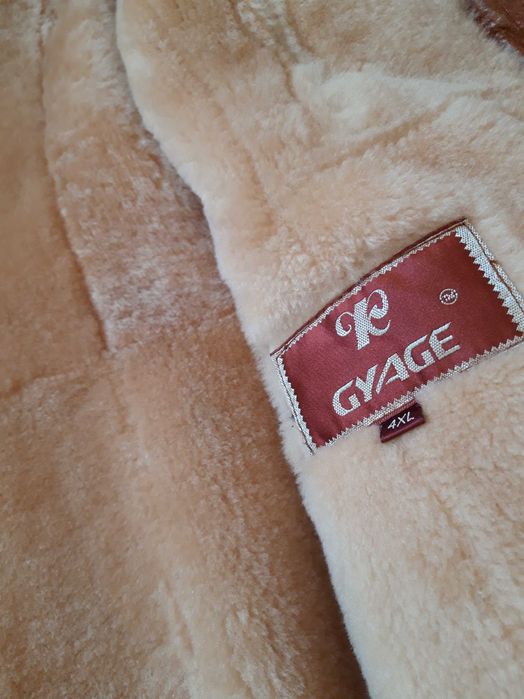 Женская дубленка