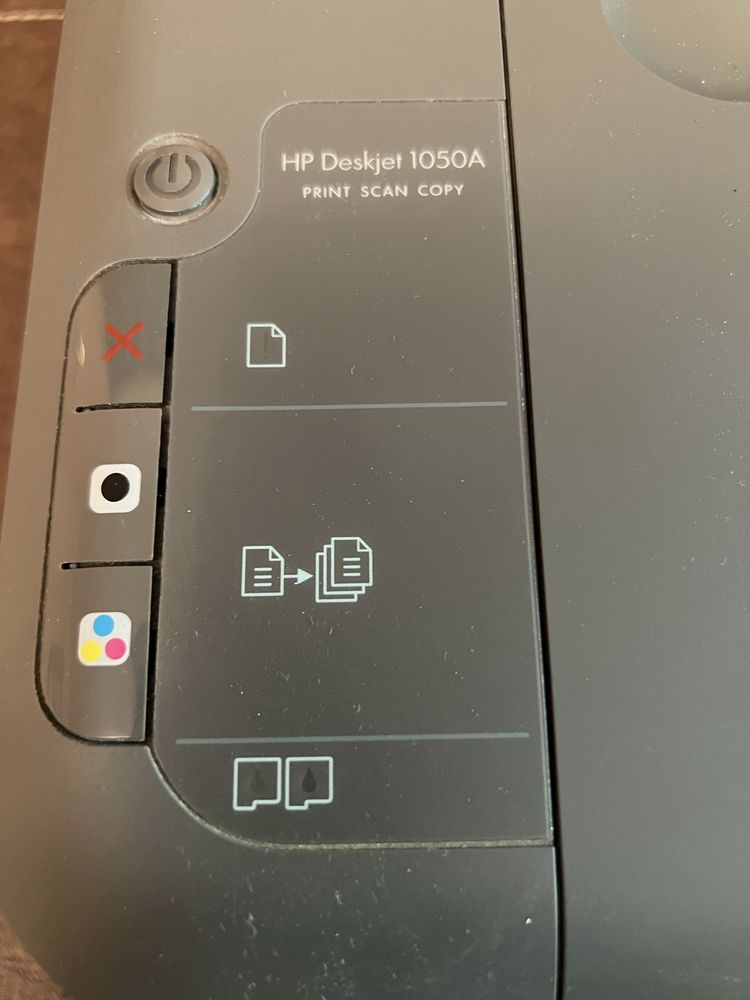 Принтер 3 в 1 HP Deskjet 1050A