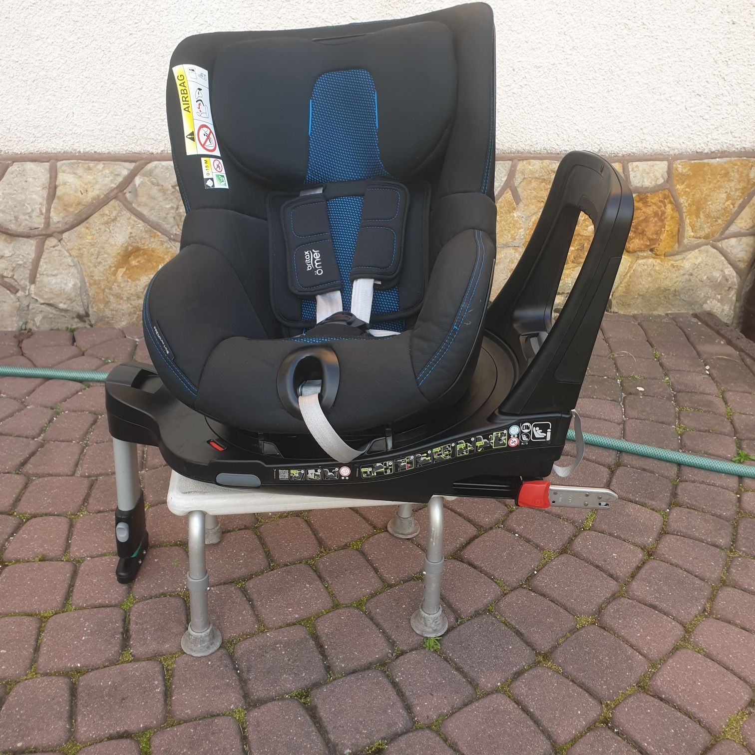 Britax Romer Dualfix M I-Size Fotelik Samochodowy 0-18kg RWF