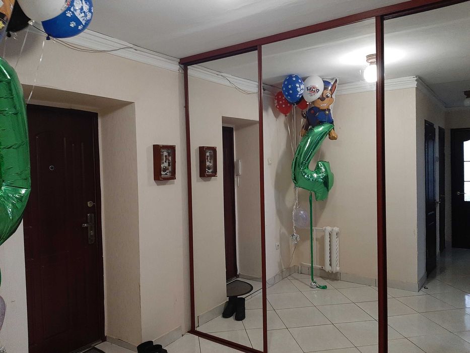 Продаж 2кк Пр.Центральний в гарному стані, без комісії для покупця, ц9