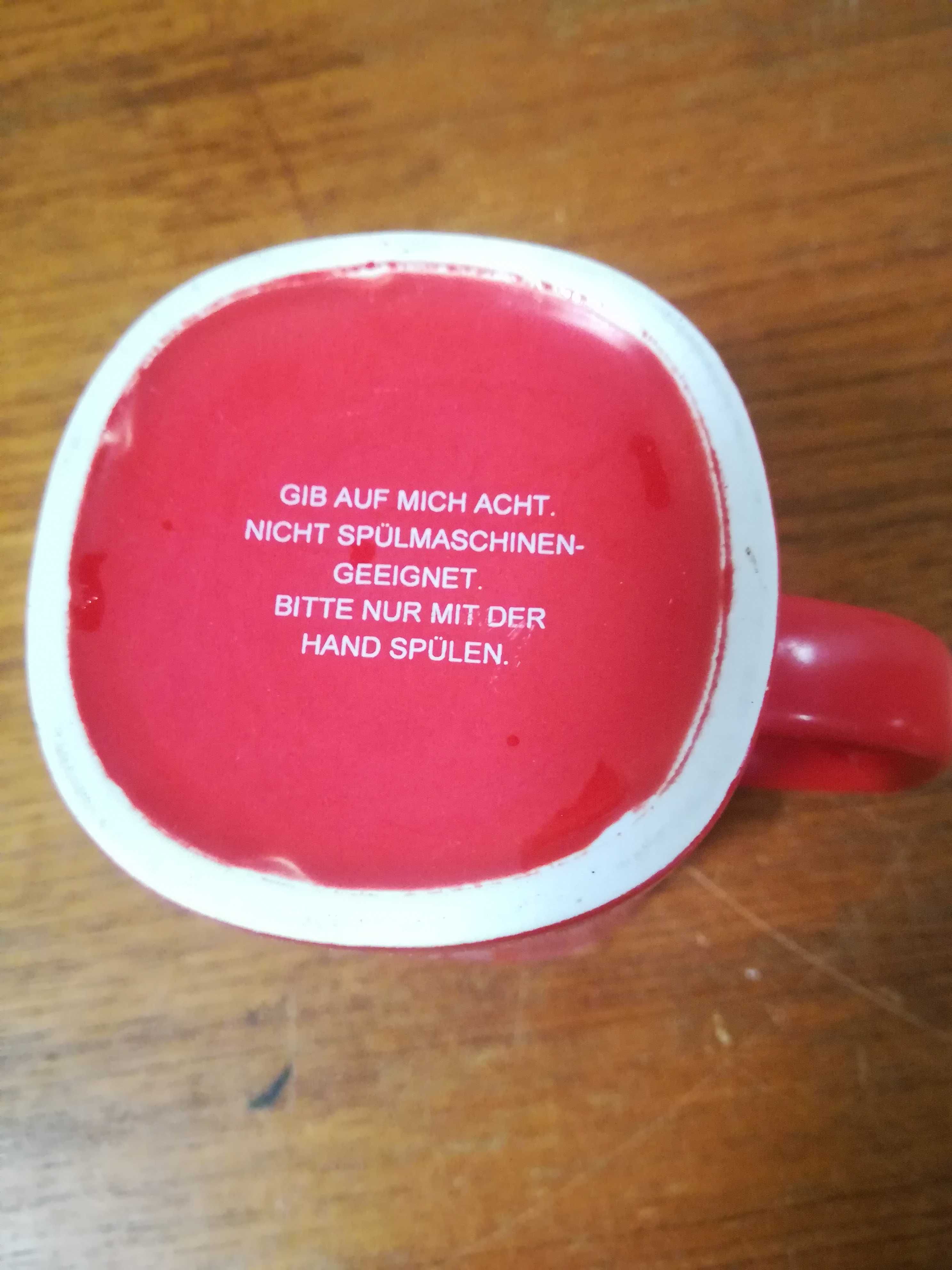 Kubek NESCAFE, zima