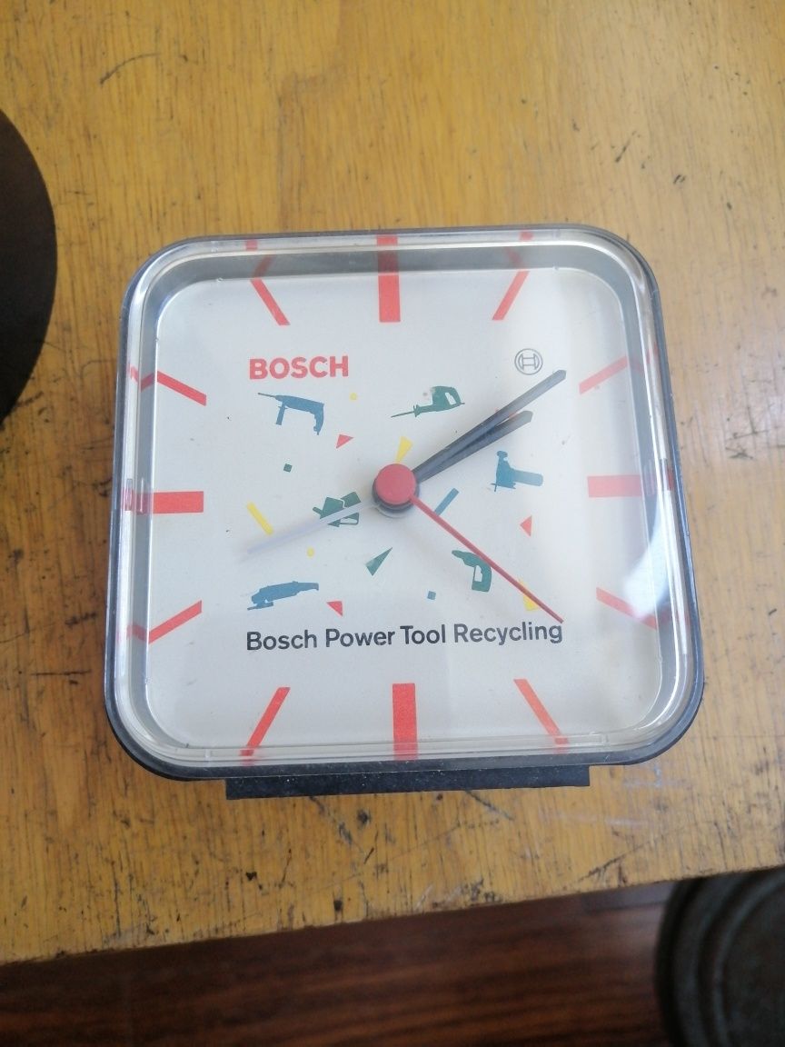 Relógios de mesa com publicidade à Bosch