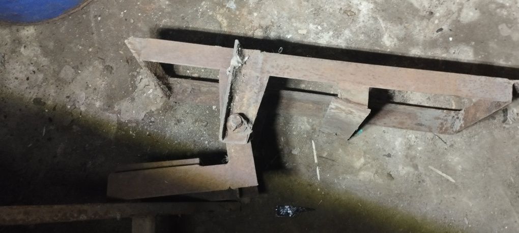 Перевёртыш, опрокидыватель  для авто