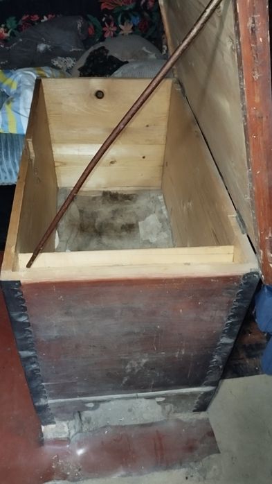 Скриня українська стара ,сундук