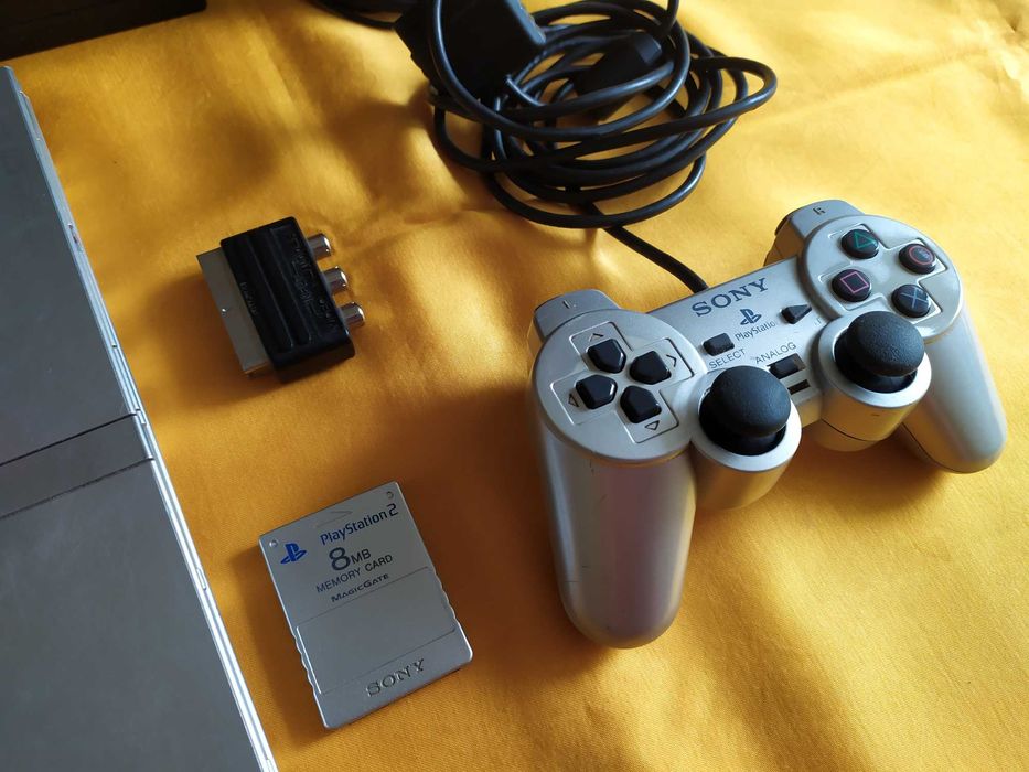 Konsola PlayStation 2 PS2 Metallic Silver + Pad + Karta + Okablowanie