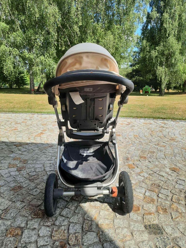 Stylowy i funkcjonalny wózek Stokke 2w1- gondola + spacerówka