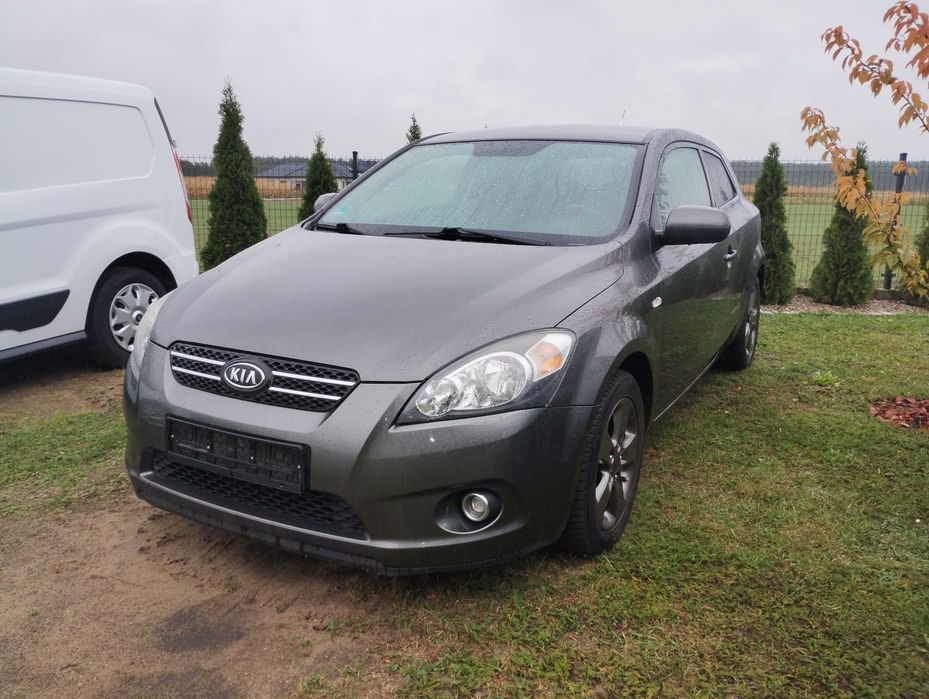 Kia cee'd  1.4 benzyna