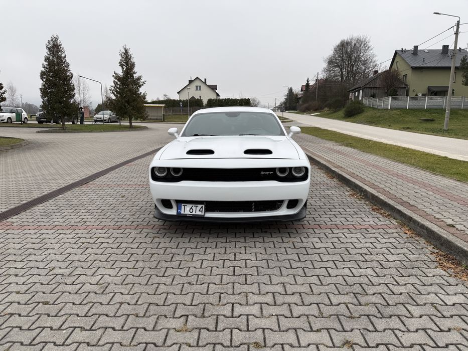 Dodge challenger 3.6 sxt black top