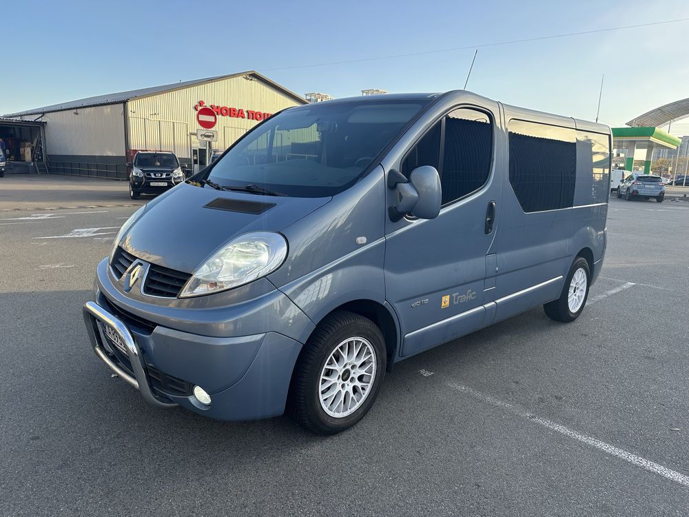 Рено трафік 2.0 груз автомат Renault Trafic