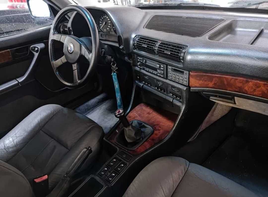 BMW 735i (Alpina B11)