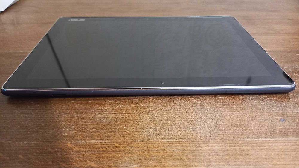 Планшет Asus ZenPad 10 2/32GB Wi-Fi P028 (Z301M)