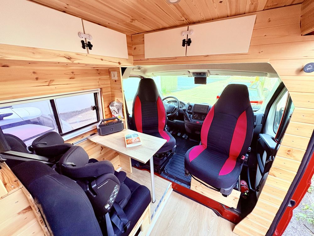 Aluguer Autocaravana (CamperVan) 4 Lugares