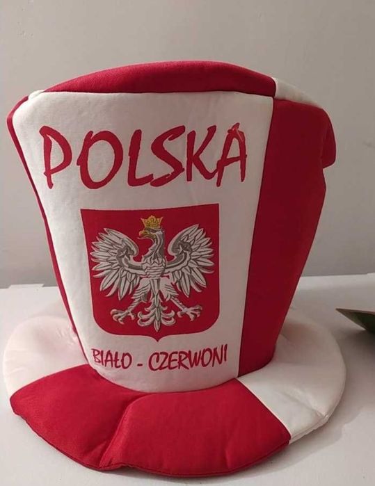 Czapka kibica. Polska biało czerwoni