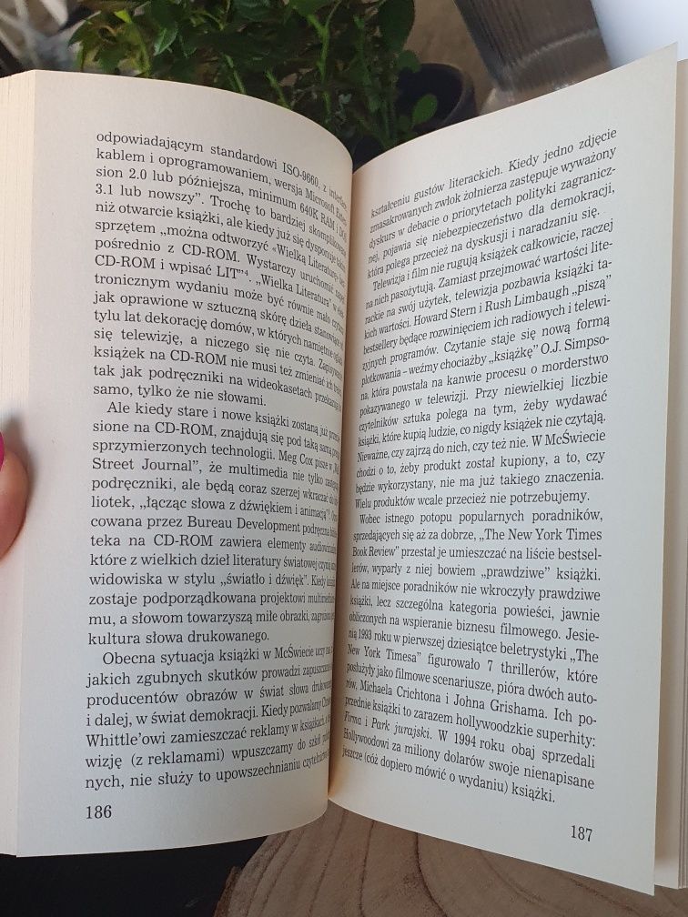 Dżihad kontra McŚwiat Benjamin R. Barber