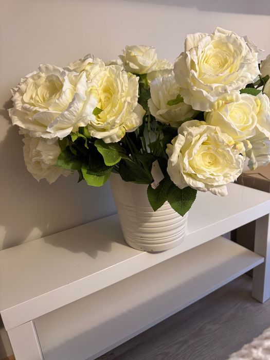 Sztuczne róże bukiety kremowe ecru