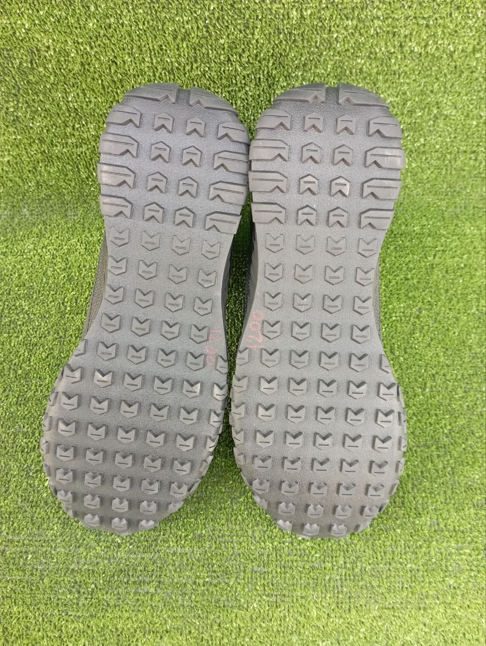 Чоловічі туристичні тренінгові ботинки under armour