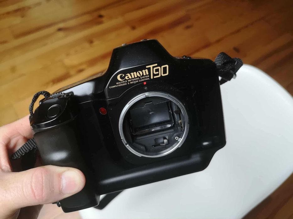 Canon T90  stan bdb