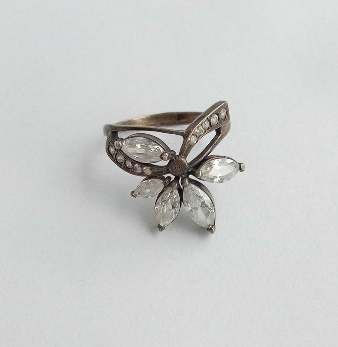 Вінтажне кольцо перстень з каменями. Срібло 925 проба. Вінтаж