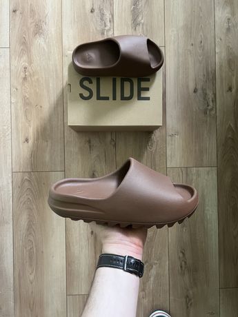 WTS nowe klapki Adidas Yeesy Slide Flax 44,5