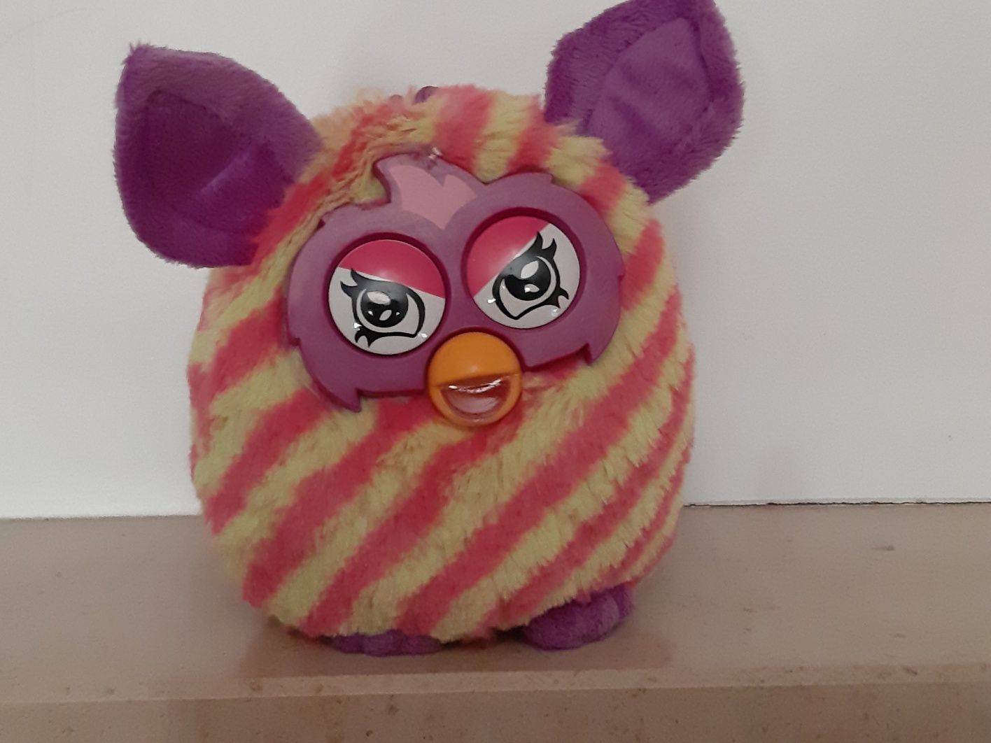 Furby - peluche -