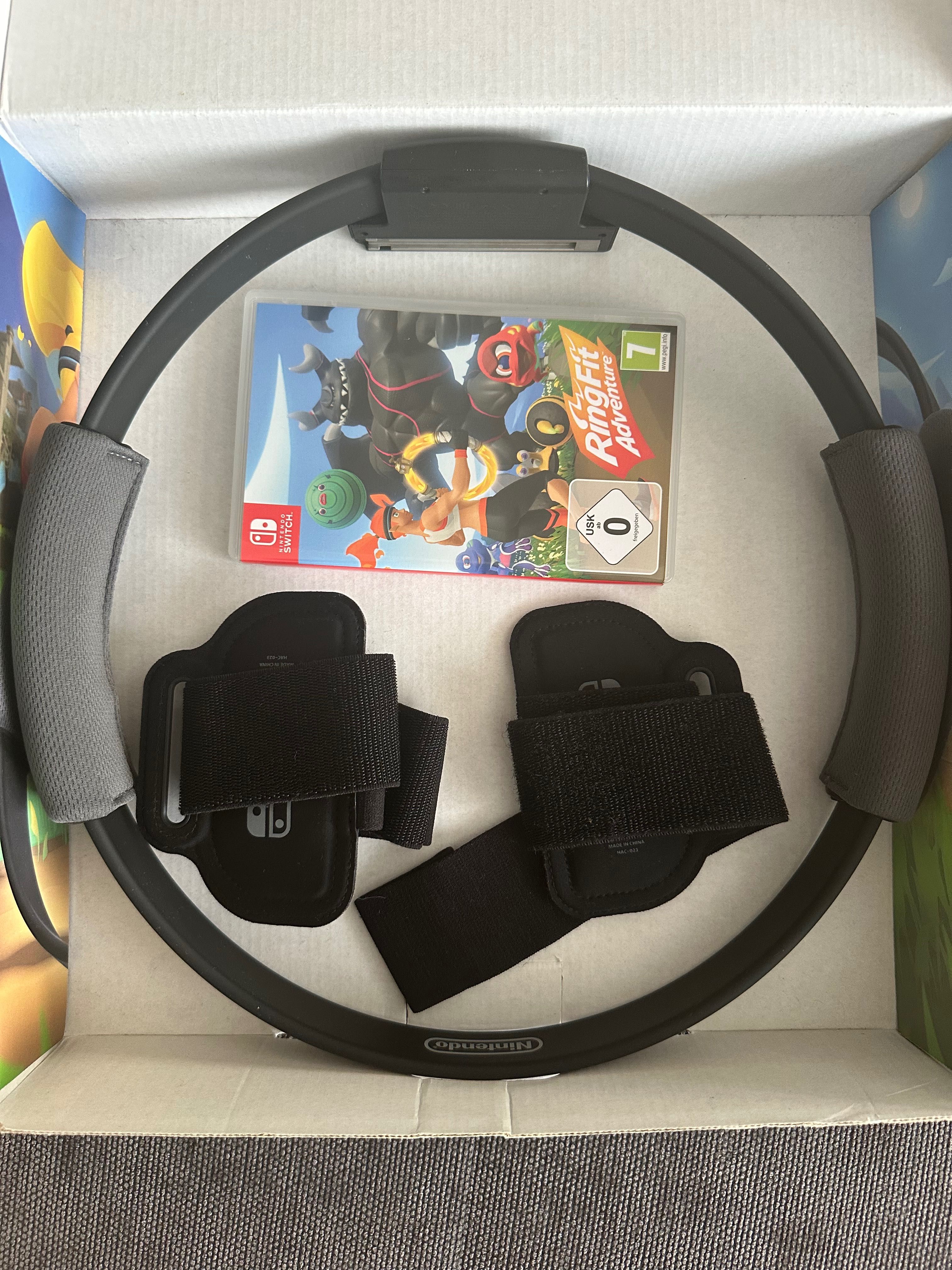 Nintendo Switch Néon + 2 comandos + jogo Ríng fit Adventure