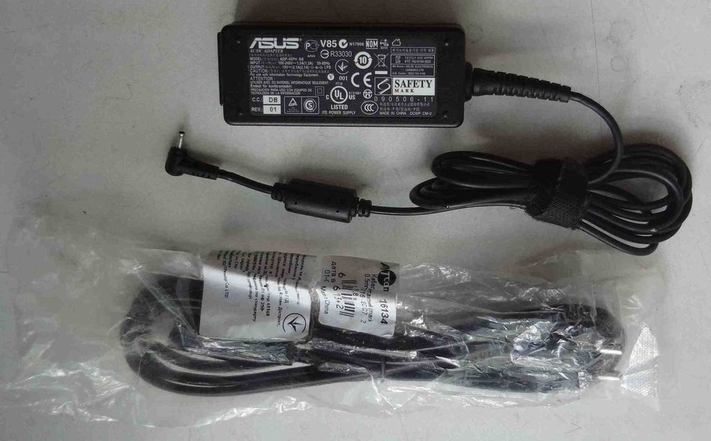 Зарядний пристрій, блок живлення до ноутбука 19V 2.1A ADP-40PH AB Asus