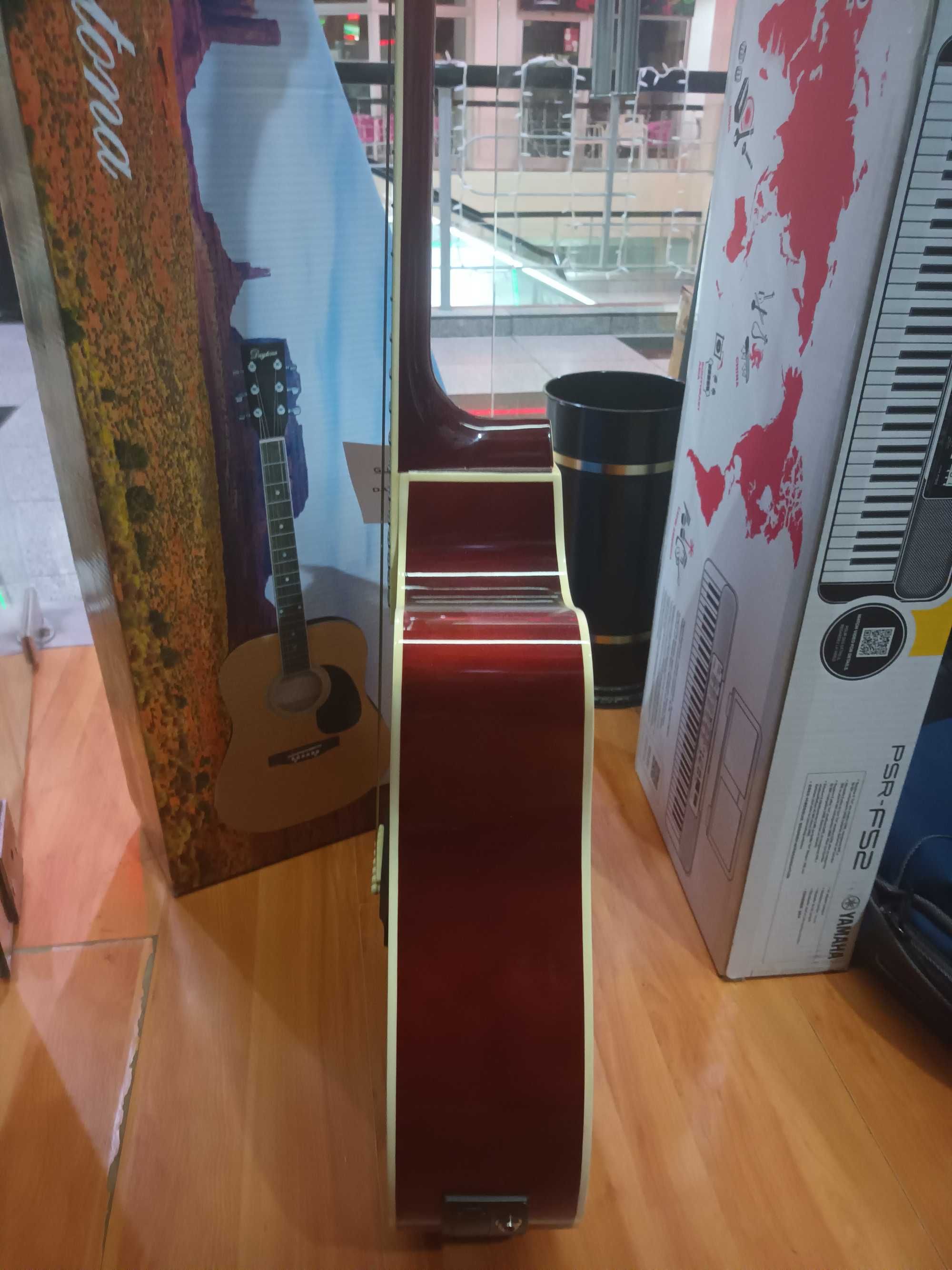Pack Guitarra Acústica Daytona
