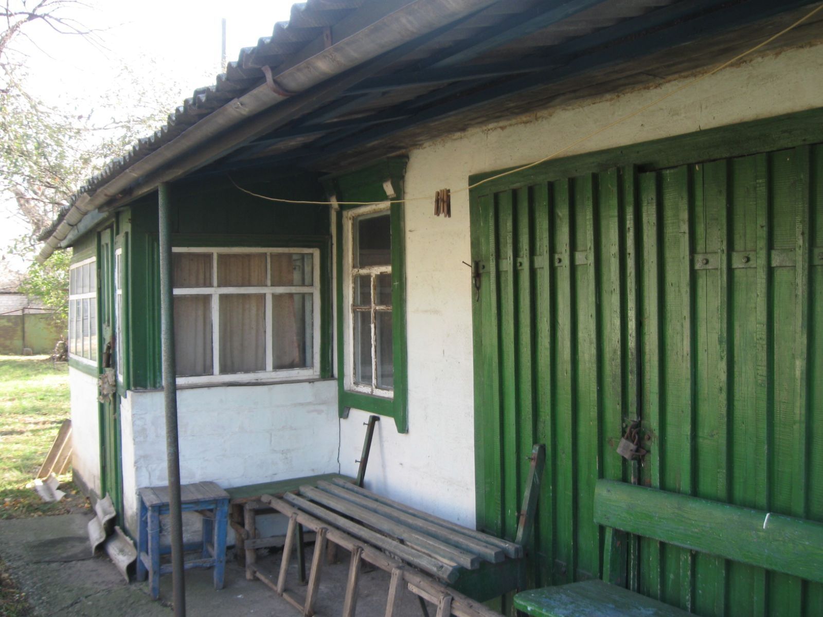 Продается дом с землей от собственника  с.Могилев Царичанского р-на