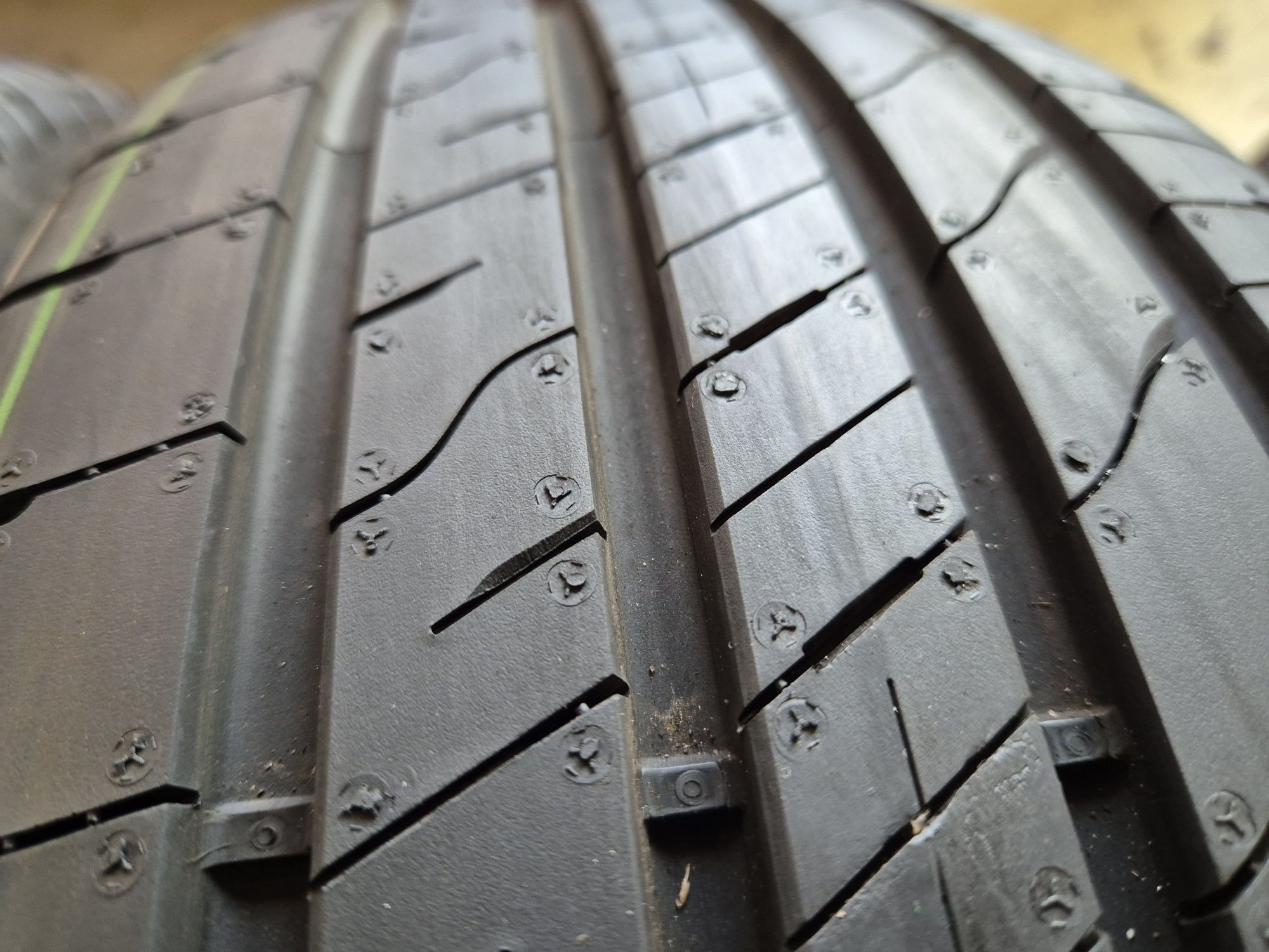 215/60/17 96H Goodyear Efficientgrip 2 SUV  2023.r nowe Demo  wys. Gra