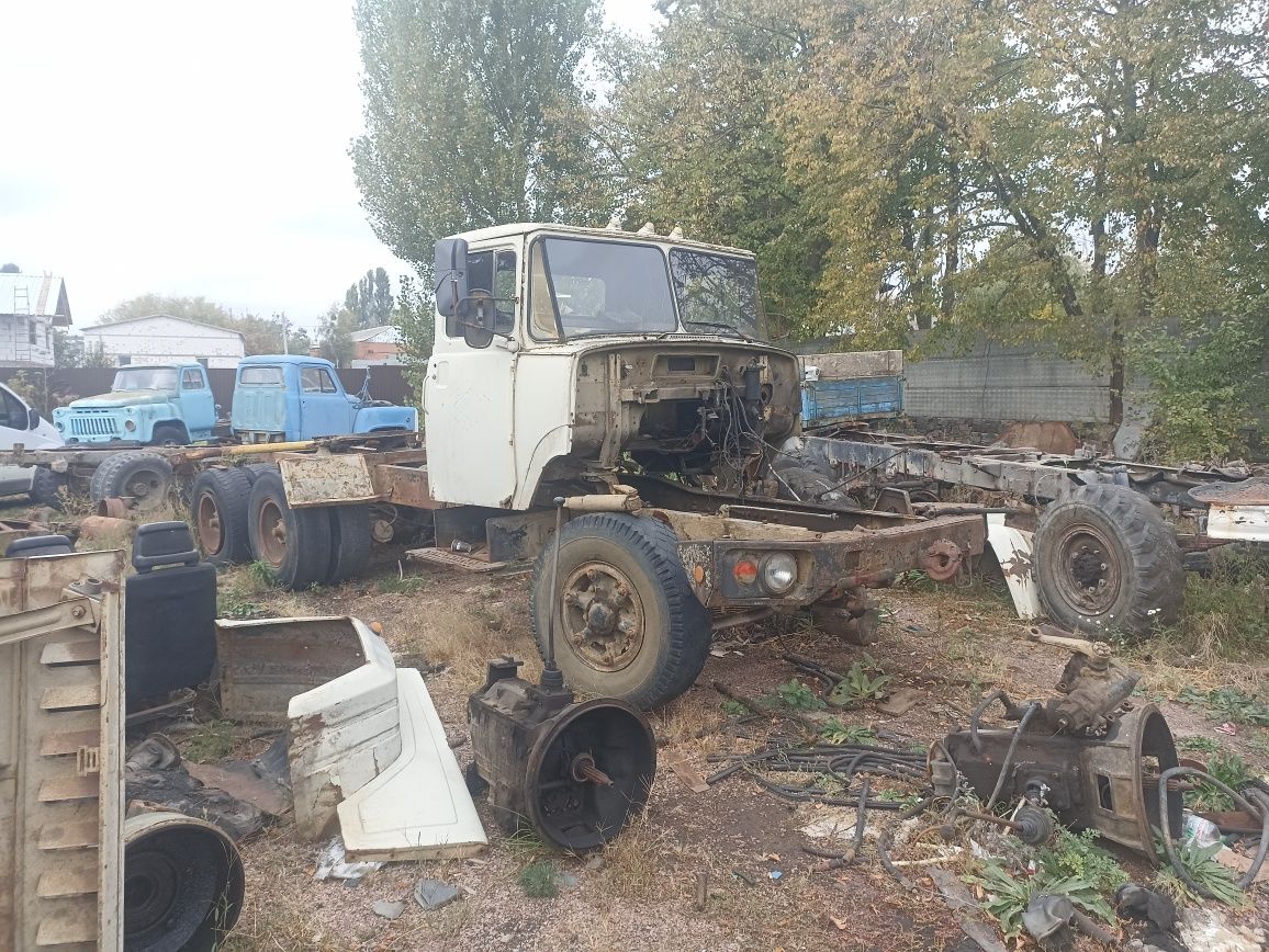 Краз 255 256 розбираю