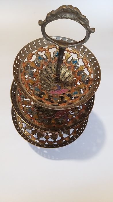 Тарелка трехъярусная горка