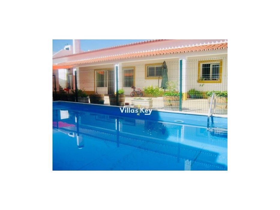 Moradia 4 quartos e piscina em Reguengos de Monsaraz