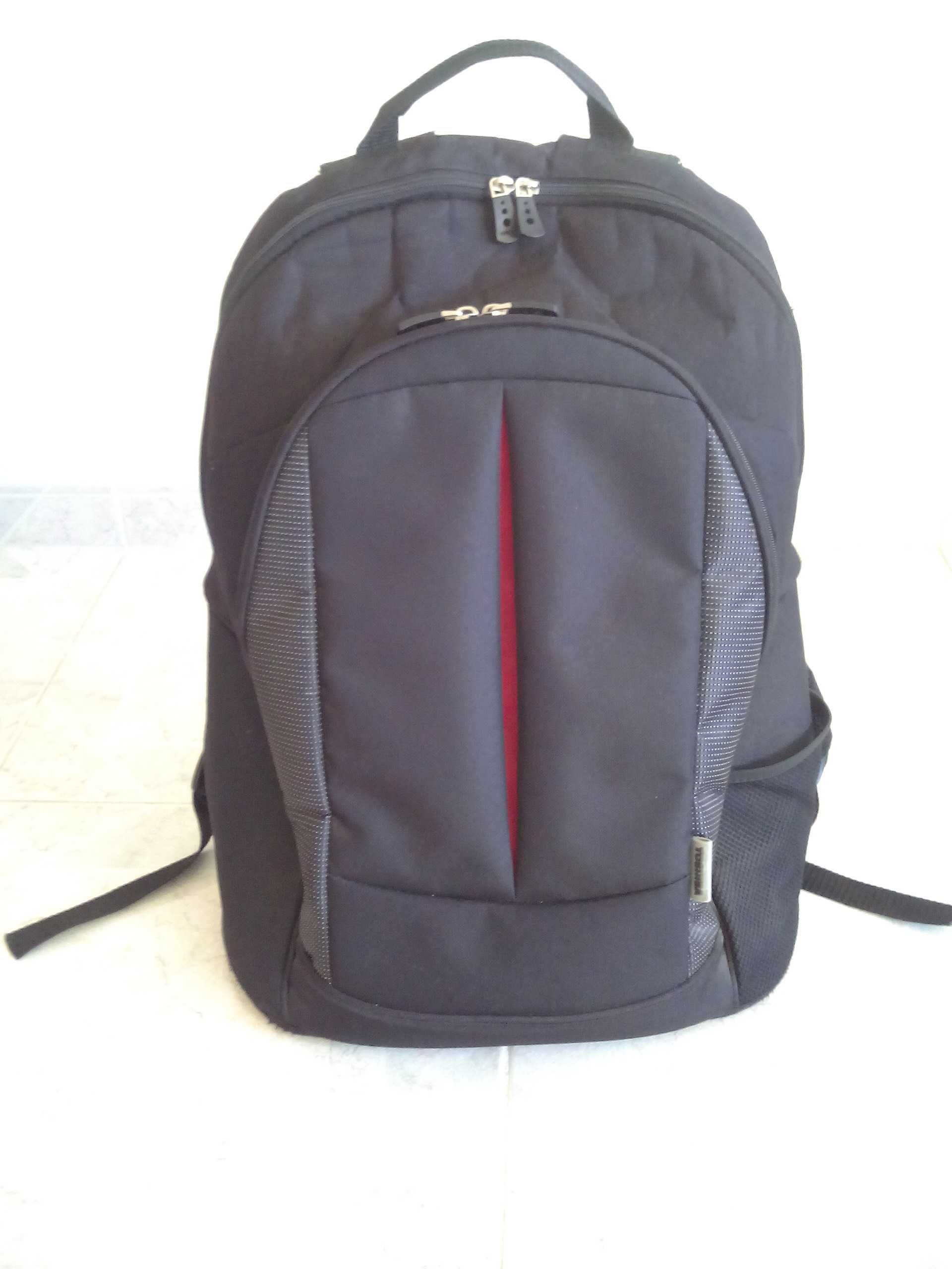 Mochila para portátil 19"