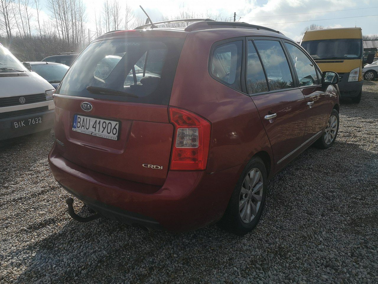 Kia Carens 2.0 CRDI HAK oszczędna i niezawodna Tanie Auta SCS Bstok