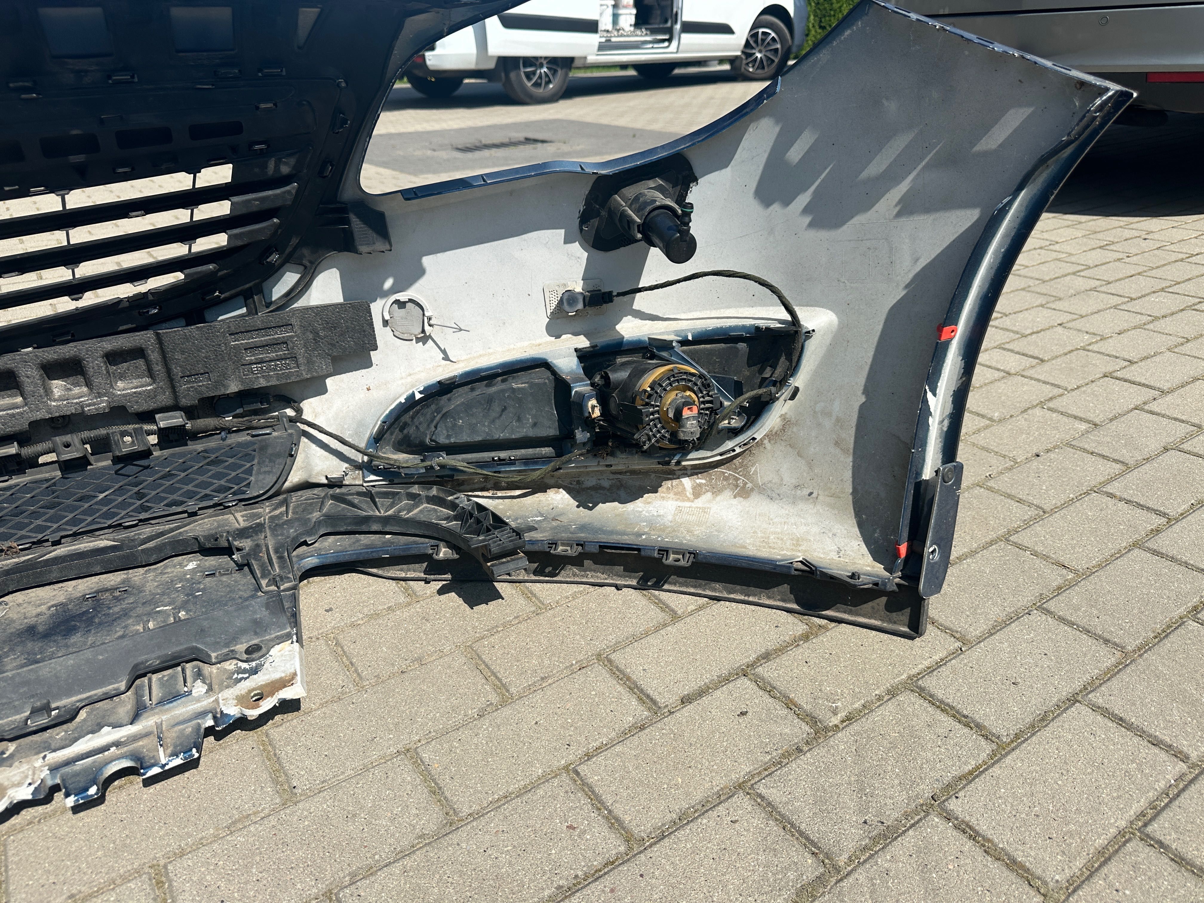 Zderzak przedni opel insignia AFL polift opc 4 PDC, spryski