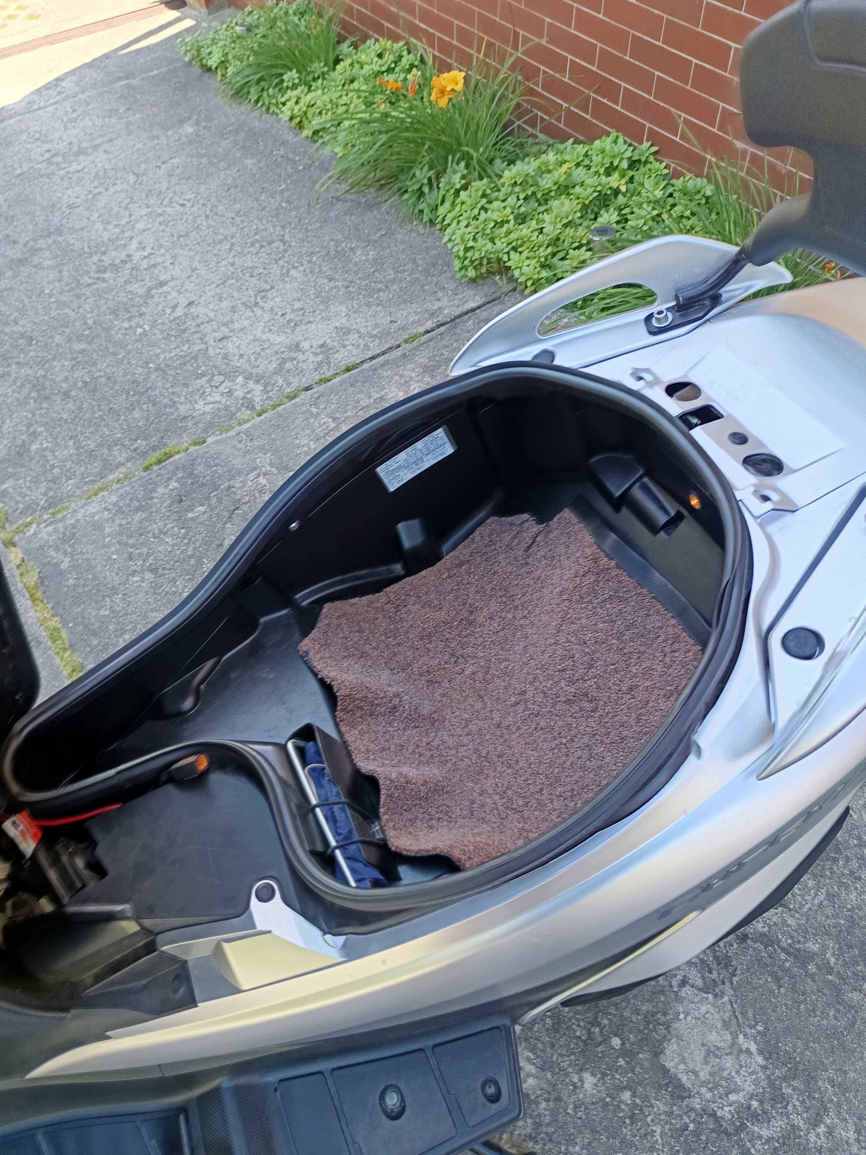 Suzuki Burgman 125