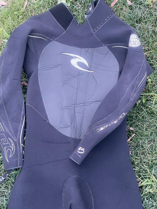 Fato surf RIP CURL down patrol - está em excelente estado!
