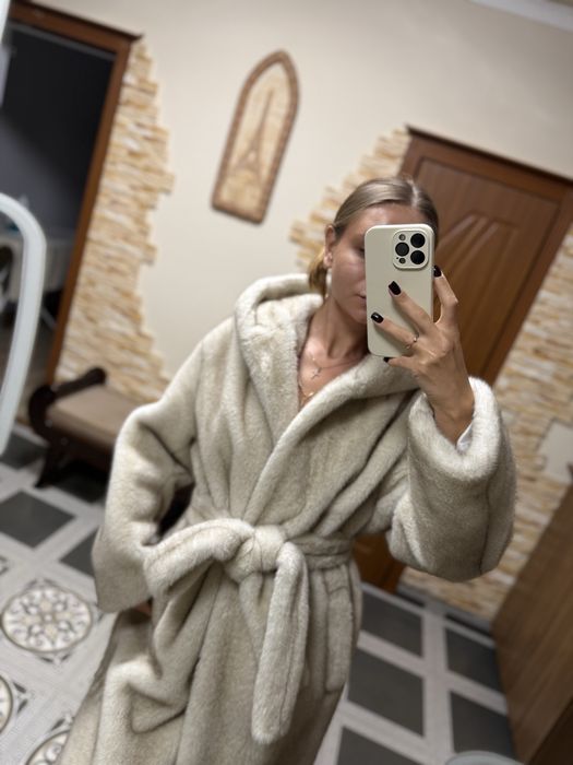 Шубка zara искуственый мех