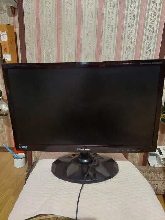 продам монитор SAMSUNG SyncMaster S22B350T