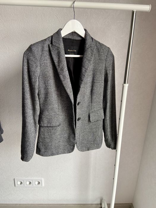 Пиджак и брюки , костюм шерстяной Massimo Dutti