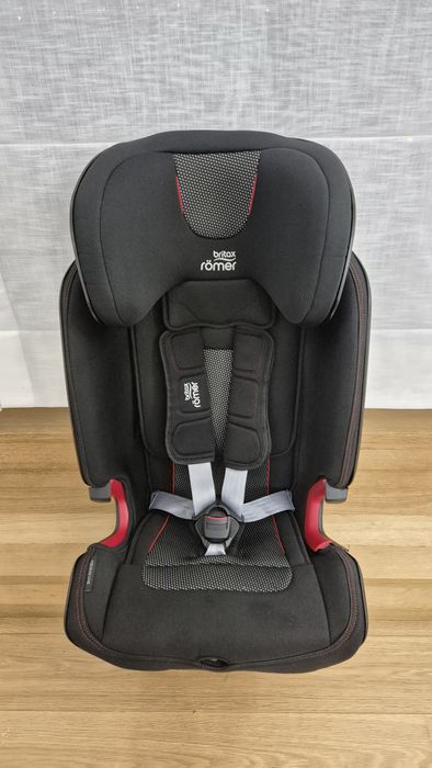 Fotelik samochodowy BRITAX ROMER ADVANSAFIX IV R 9-36 KG  nie cybex