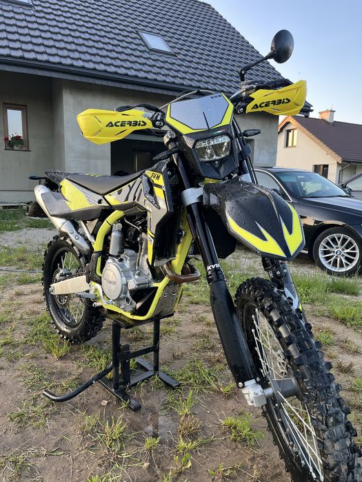Swm rs300 r 2020rok 4tys km przebiegu