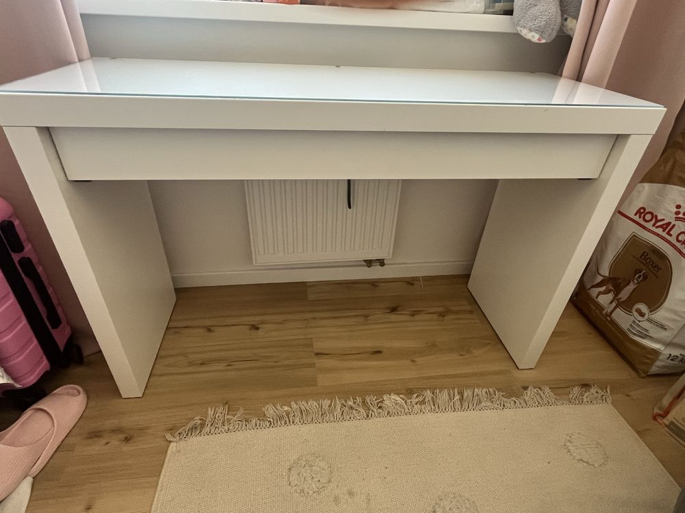 Toaletka biała ikea